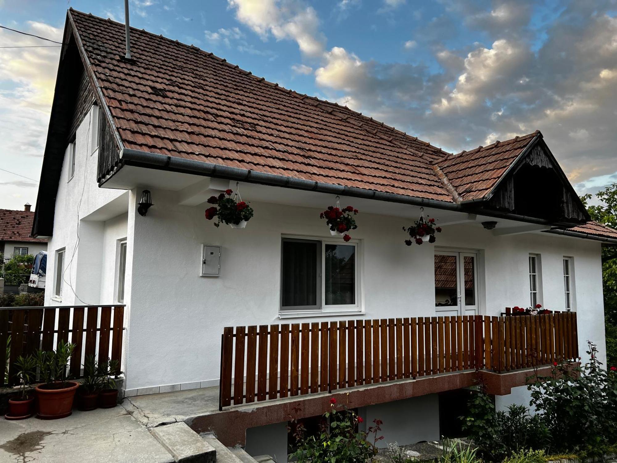 Balázs Vendégház Lupeni  Exterior foto